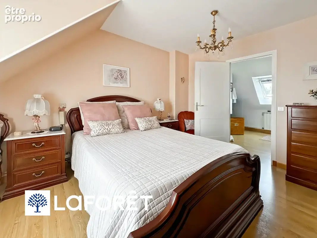 Maison traditionnelle 6 pièces à vendre à Morsang-sur-Orge en excellent état - photo 8