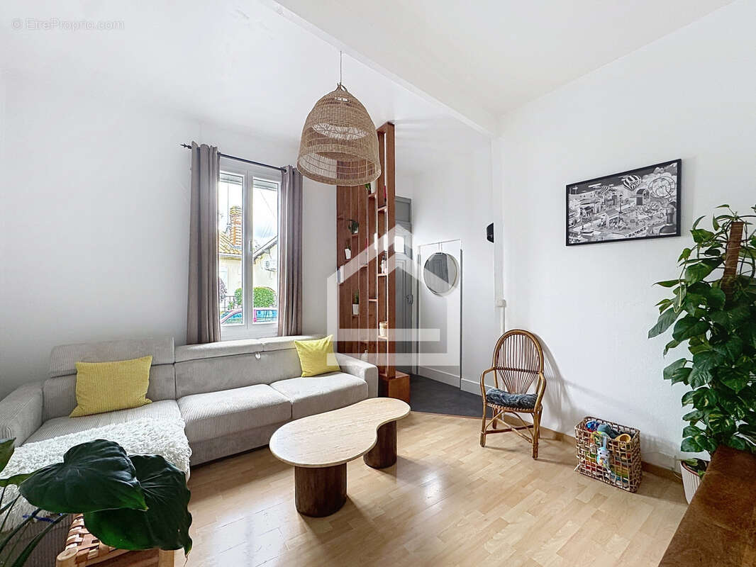 Appartement à BEGLES