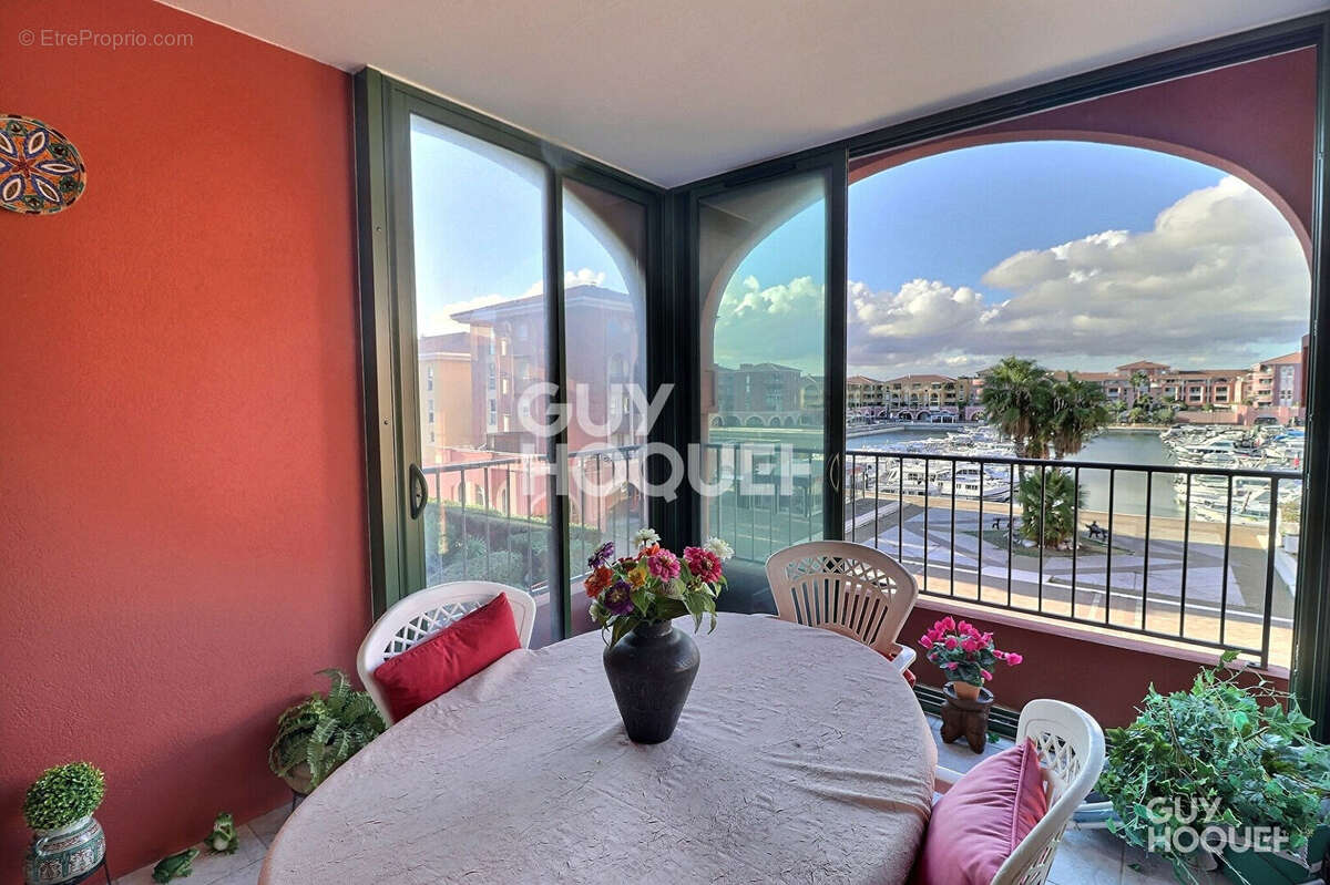 Appartement à LATTES