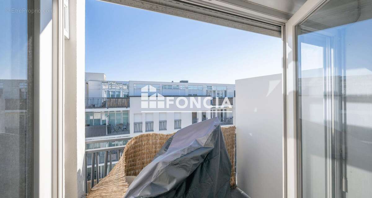 Appartement à BORDEAUX