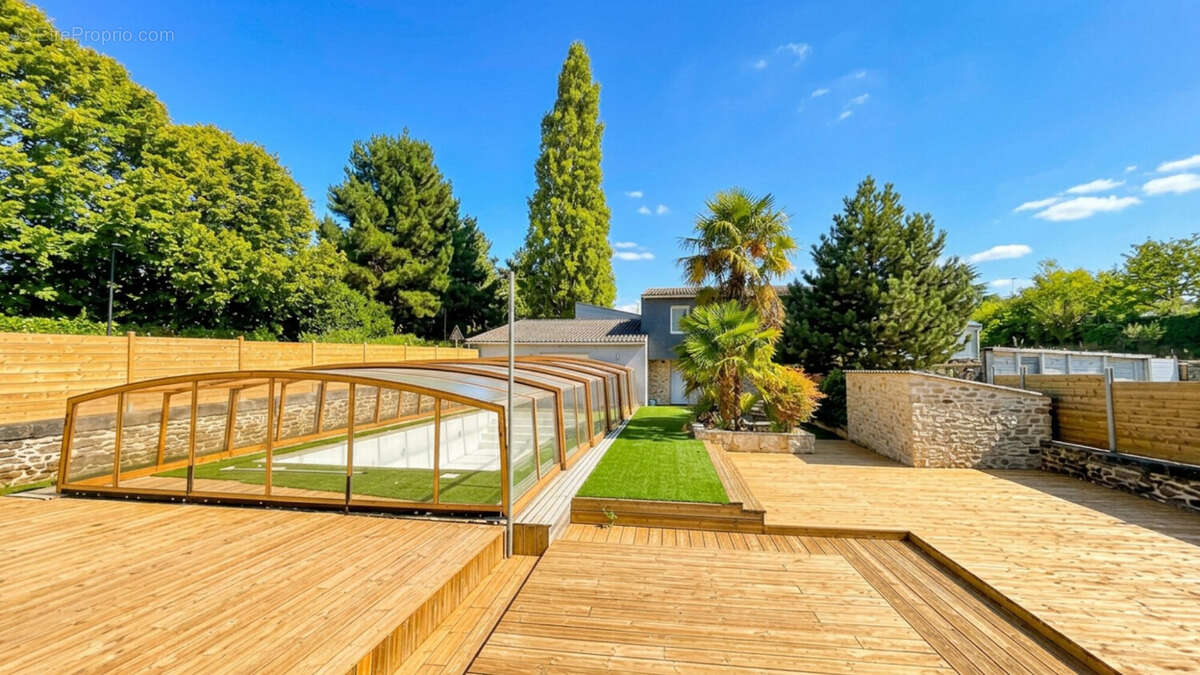 Maison 136 m² à Mayenne  - photo 3