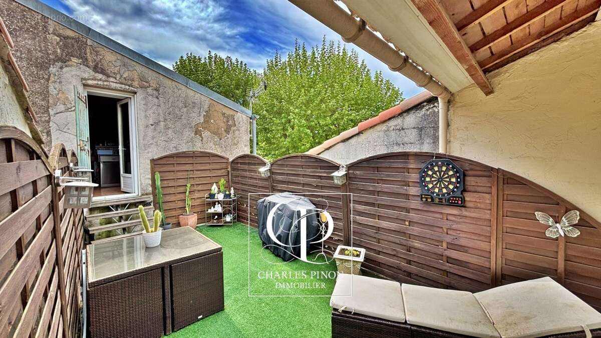 Appartement à vendre 4 pièces MALLEMORT (13) - photo 11