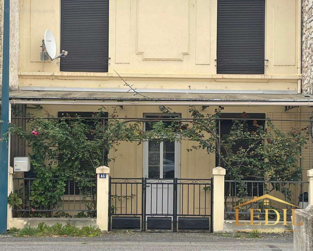 Maison de ville avec terrasse - photo 7