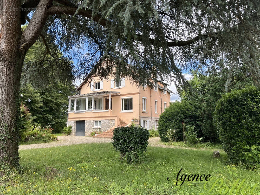 Maison à AUBIGNY-SUR-NERE