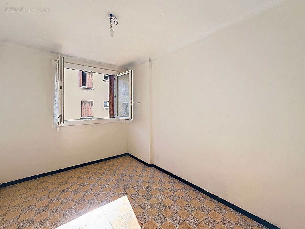 Appartement à MARSEILLE-14E