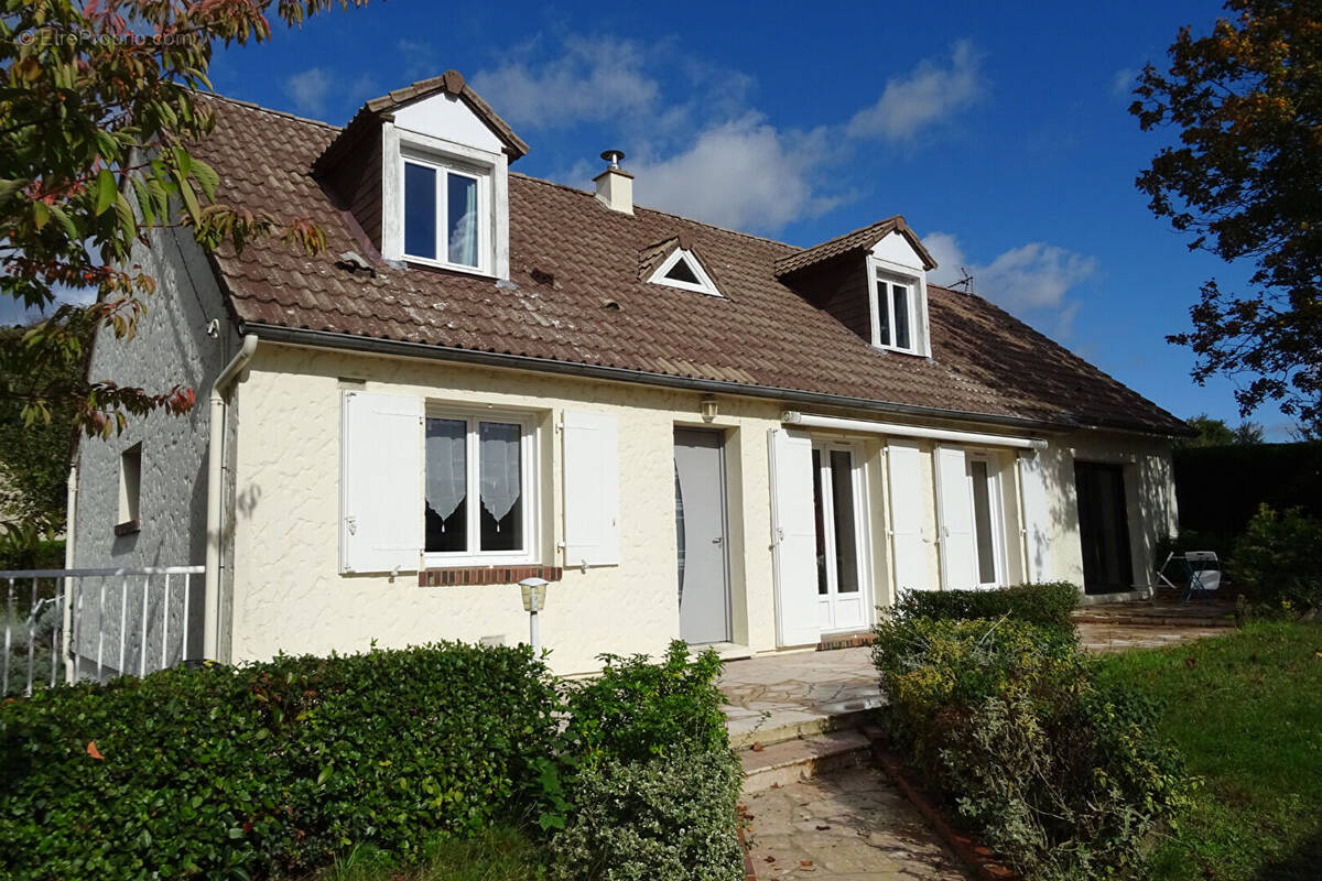 Maison à AUTHON-DU-PERCHE