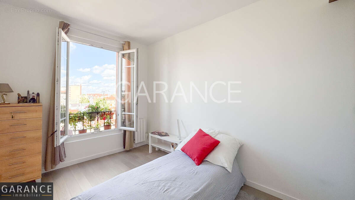 Appartement à MONTROUGE