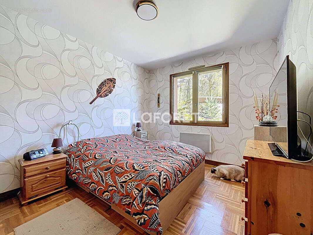 Maison à NEUILLY-SUR-SUIZE