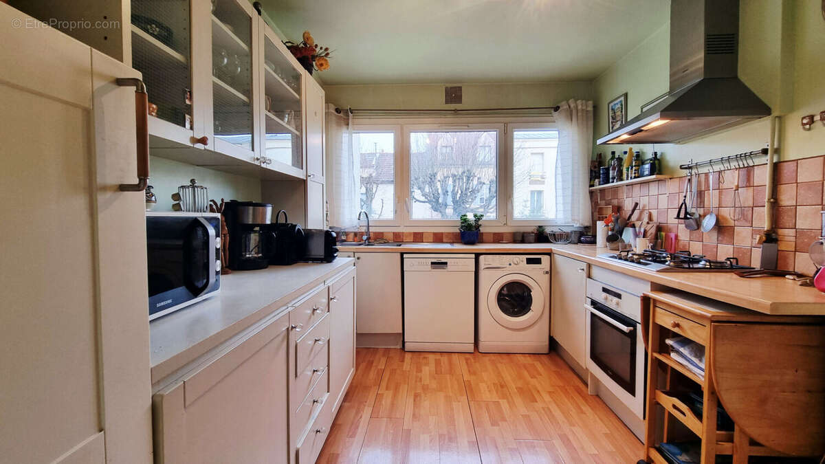 Appartement à MAISONS-LAFFITTE