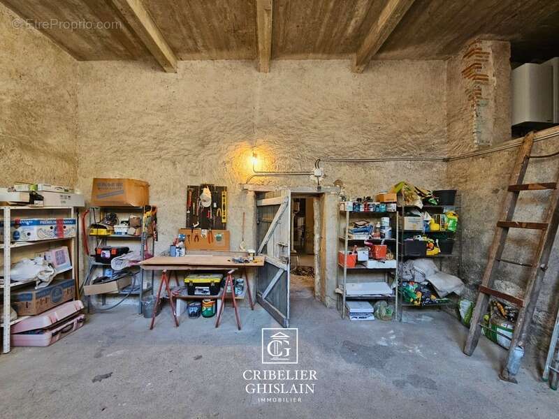 Clisson centre historique – Maison de caractère 150 m², 3 chambres, terrasse et accès rivière - photo 14