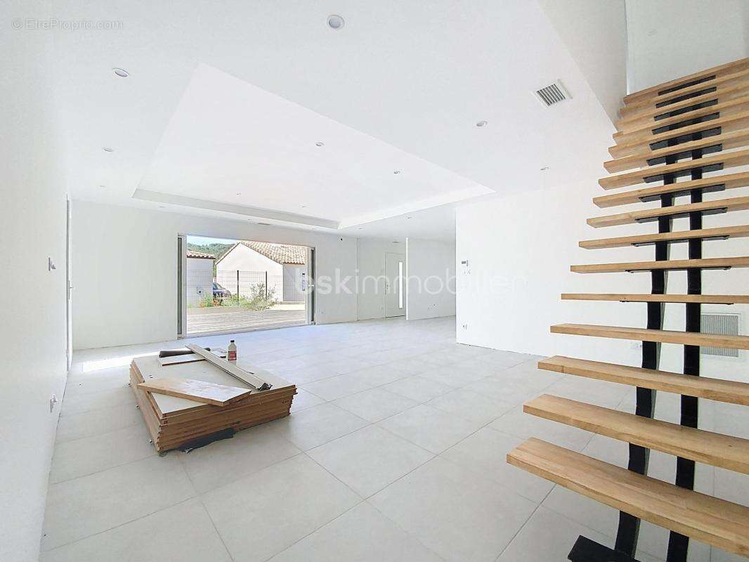 Maison à CESSENON-SUR-ORB