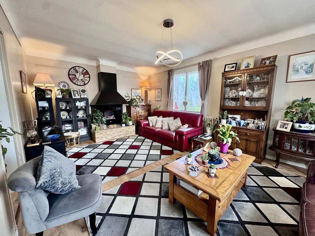 Appartement à LA SAUVETAT-DU-DROPT