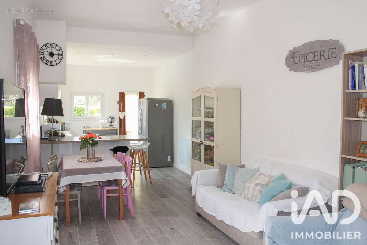 Maison 98 m² à Antibes  - photo 6