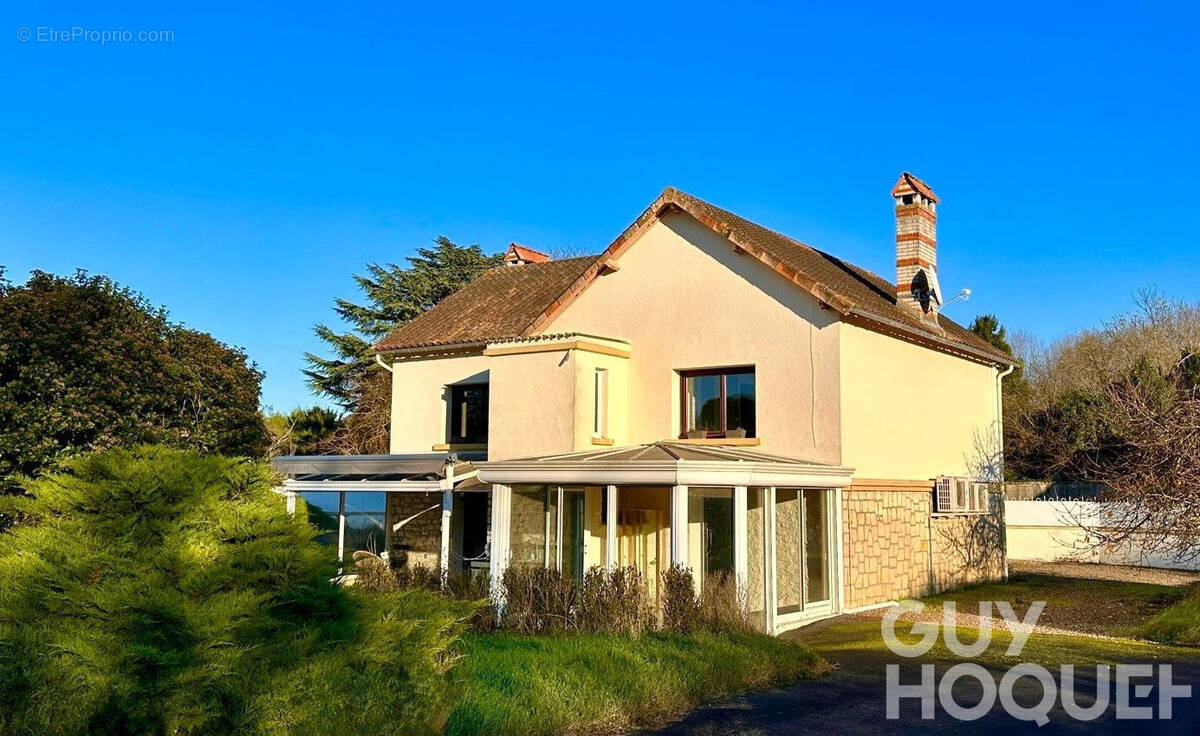 Maison à JAUNAY-CLAN