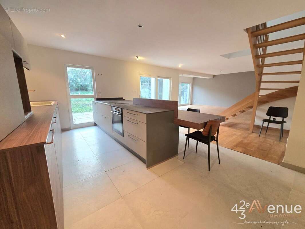 Maison à SAINT-ETIENNE