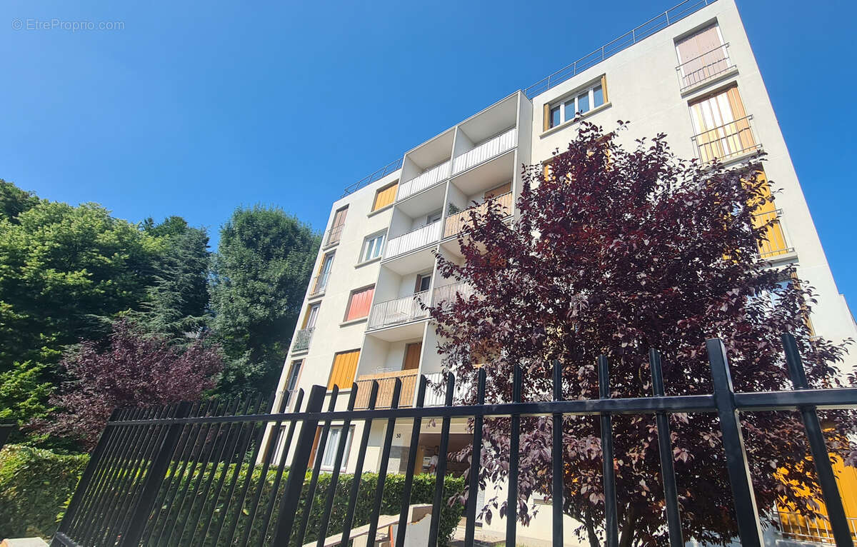 Appartement à THIAIS