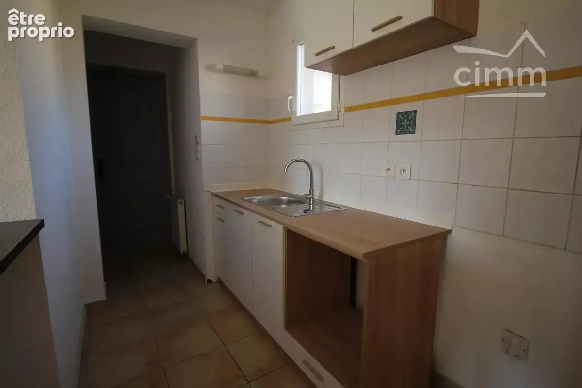 A vendre maison avec jardin et garage - photo 6