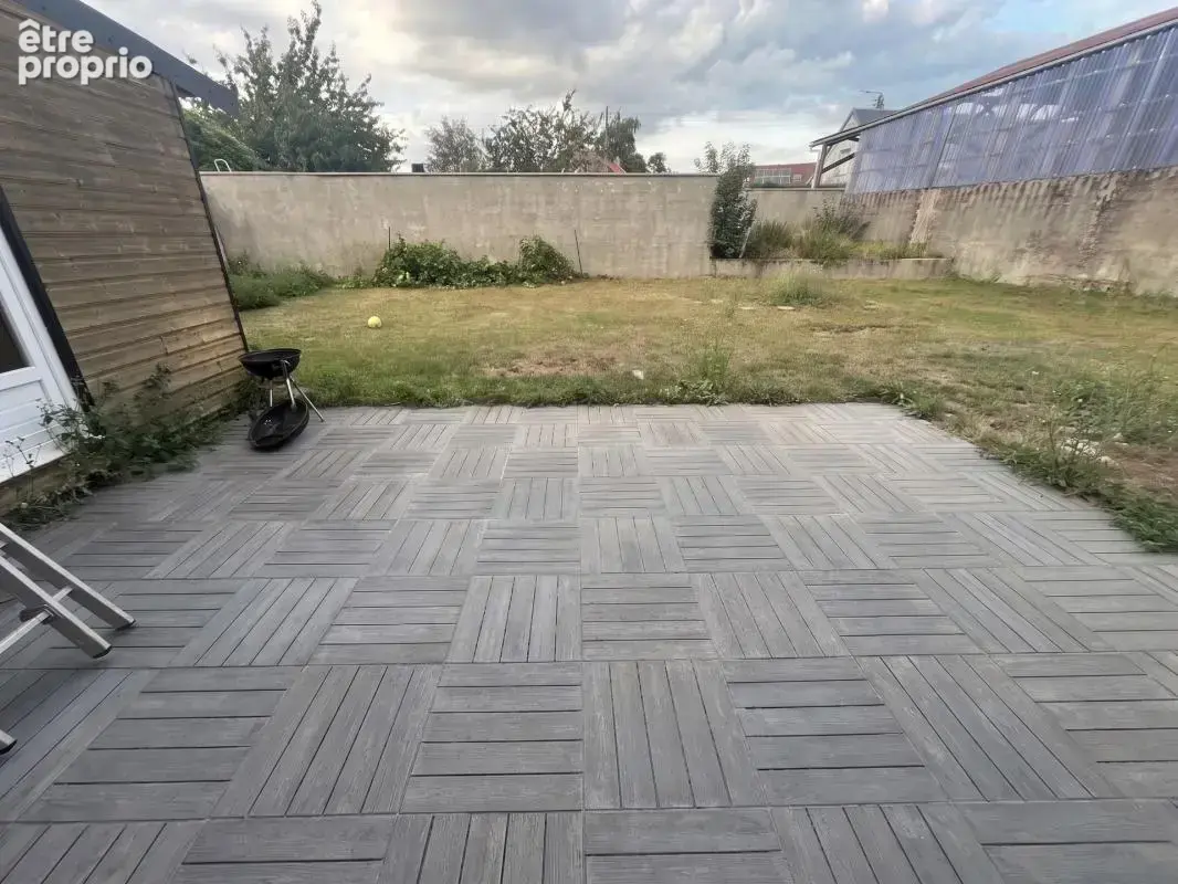  À VENDRE en Exclusivité – Superbe Maison Familiale de 140 m² avec Jardin, Terrasse & Garage !  - photo 11