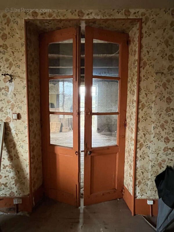 SALLES-LA-SOURCE: Maison de caractère  avec dépendances + jardin - photo 11