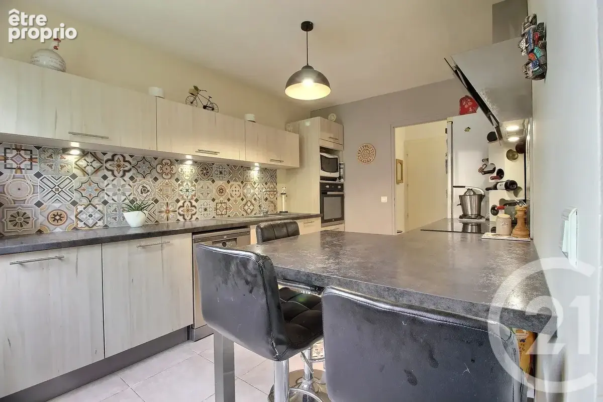Appartement 5 pièces 100 m² à vendre à Thonon-Les-Bains (74200) - photo 3