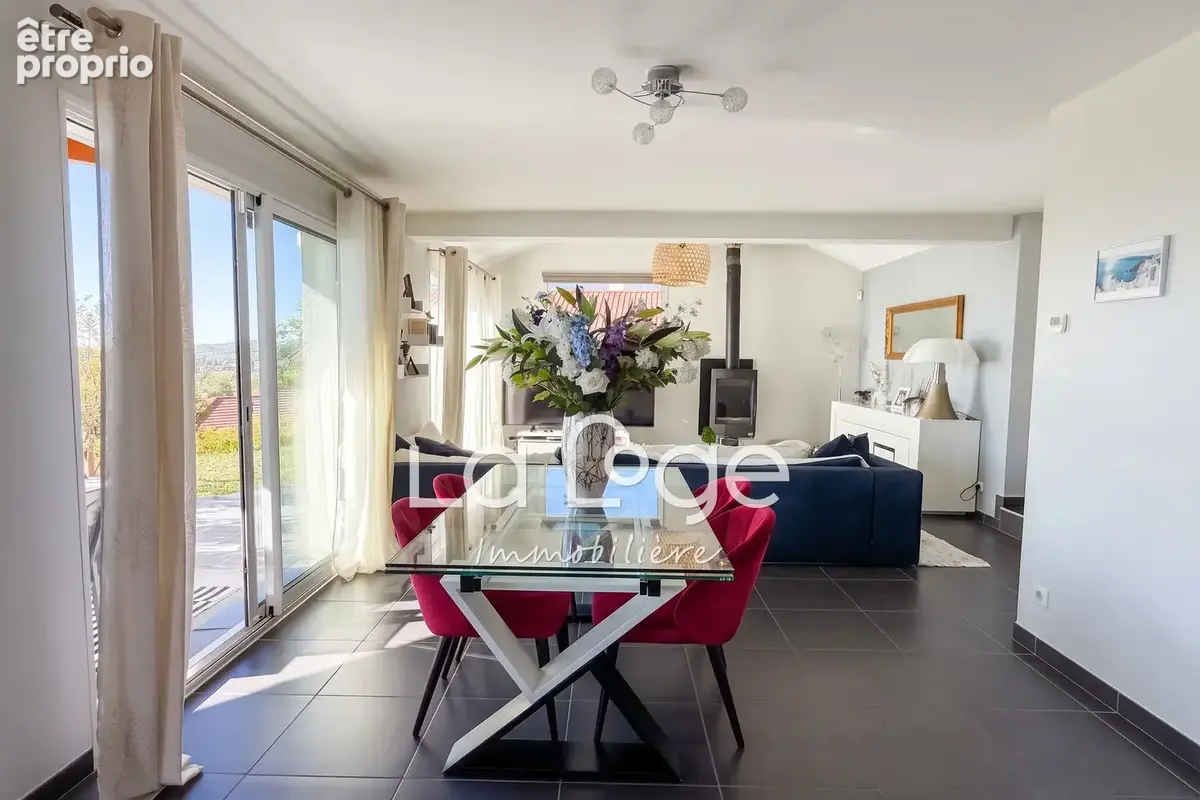 Maison 5 pièces 112 m² à vendre à La Freissinouse (05000) - photo 9
