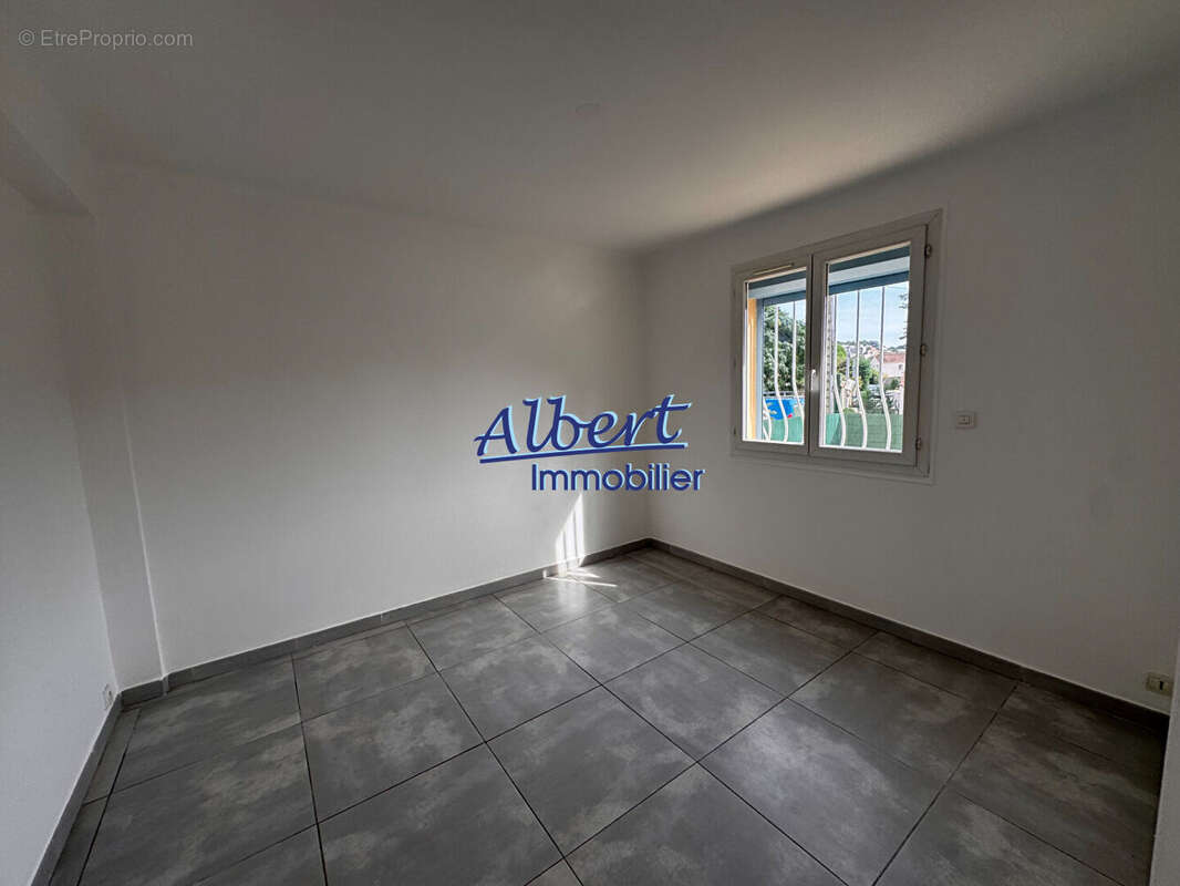 Appartement à SANARY-SUR-MER