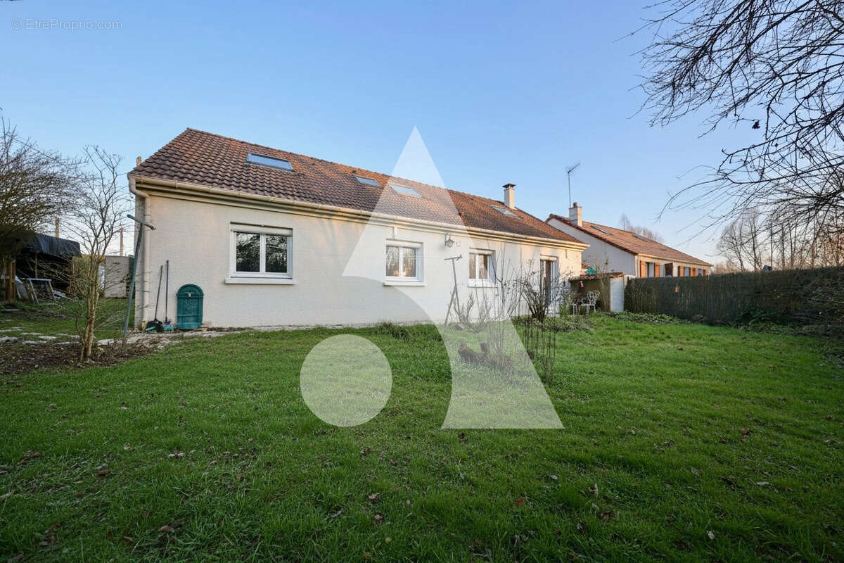 Maison à CORBEIL-ESSONNES