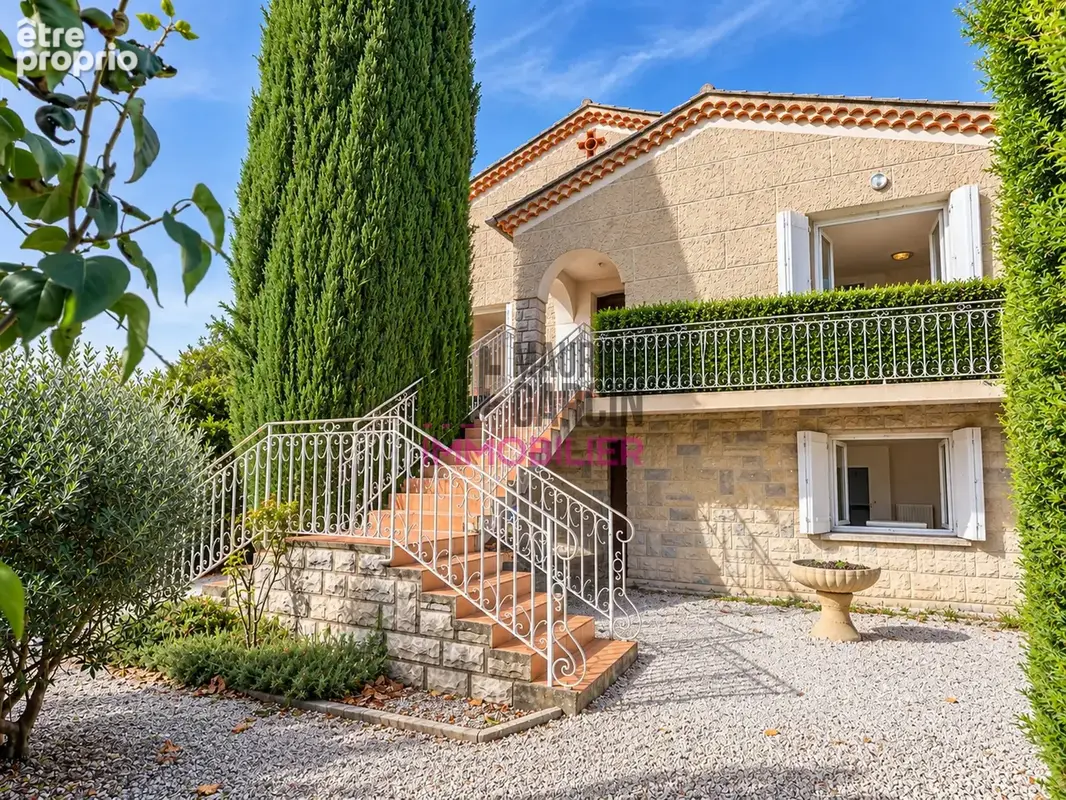 Maison 6 pièces 182 m² à vendre à Carpentras (84200) - photo 3