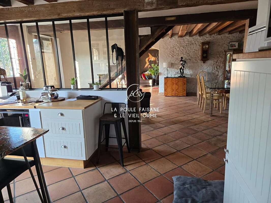 Maison à ROCHEFORT-EN-YVELINES