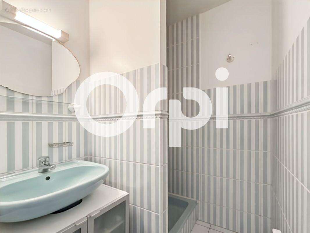 Appartement à SAINT-MARTIN-BOULOGNE