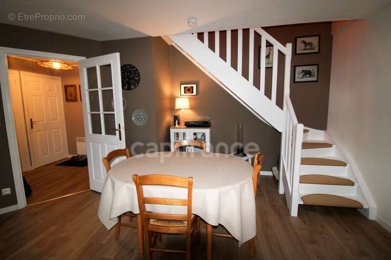 Appartement à SAINT-MARTIN-BOULOGNE