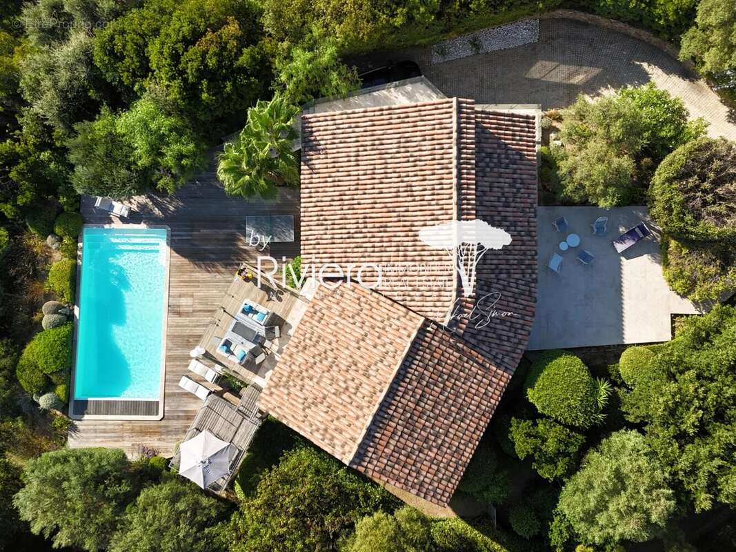 Propriété avec Piscine et Vue Mer ! - photo 4