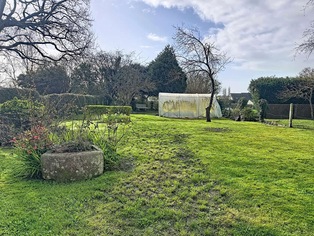 Maison à DRAGEY-RONTHON