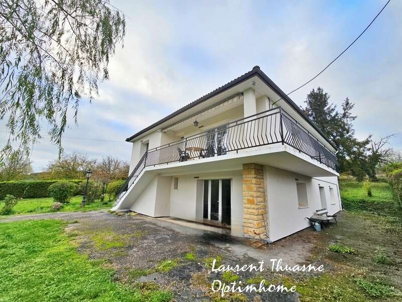Maison à AZERAT