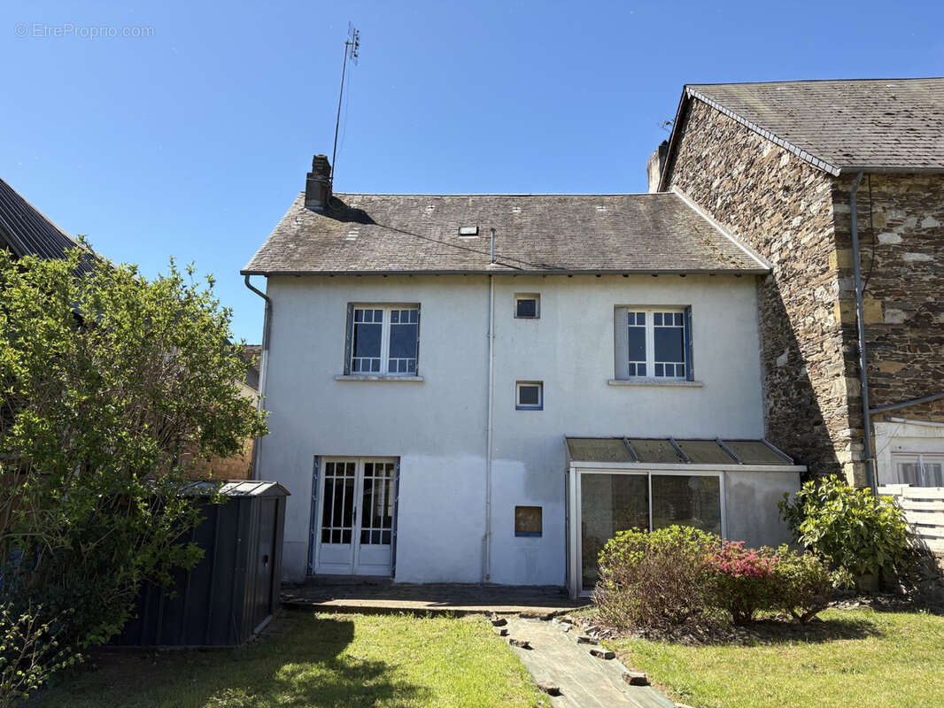 Payzac Maison du bourg 5 pièces avec jardin et vue - photo 2