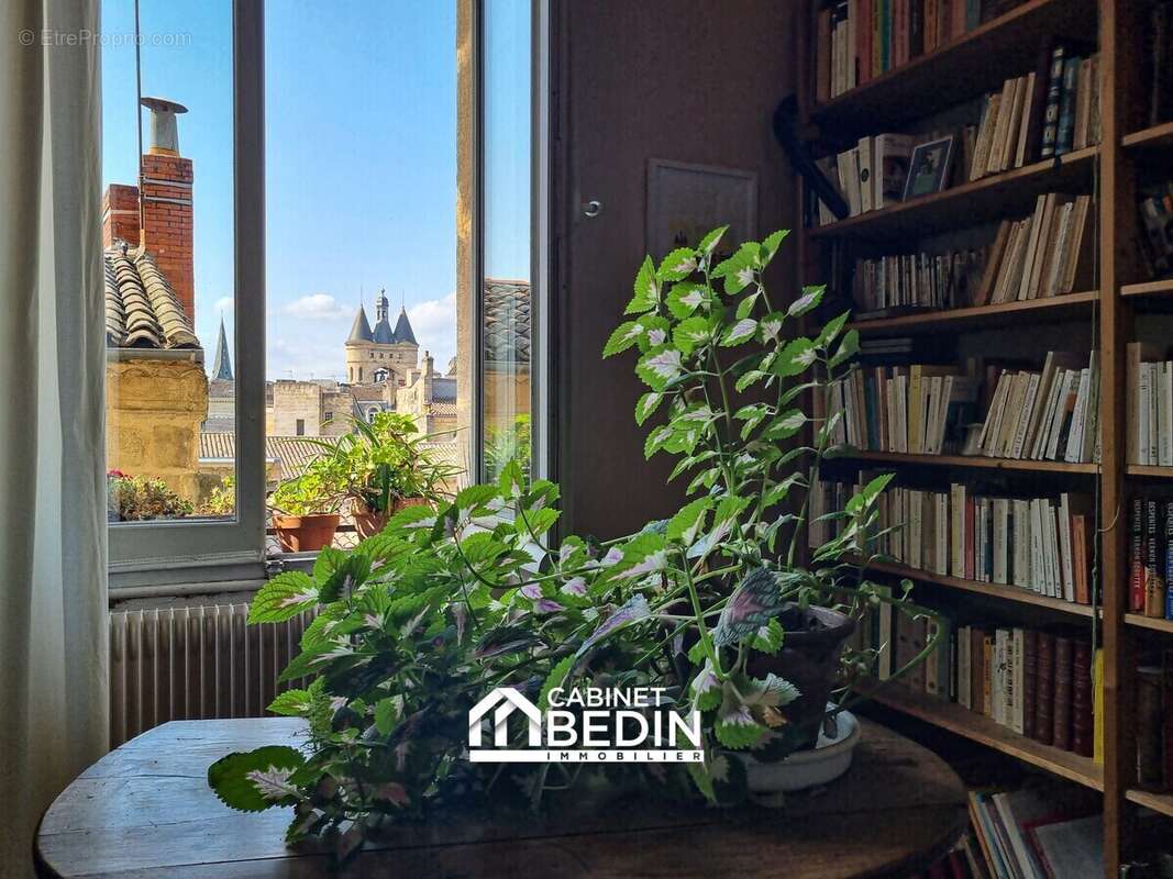 Appartement à BORDEAUX