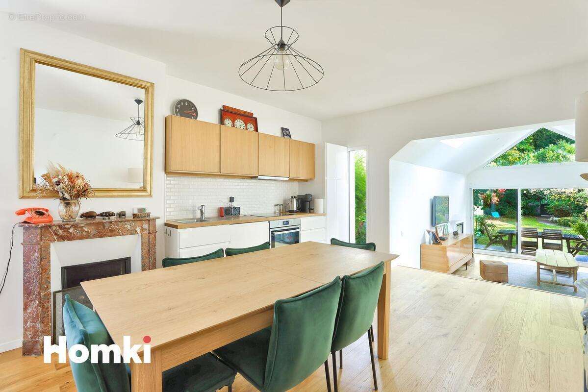 Appartement à VELIZY-VILLACOUBLAY