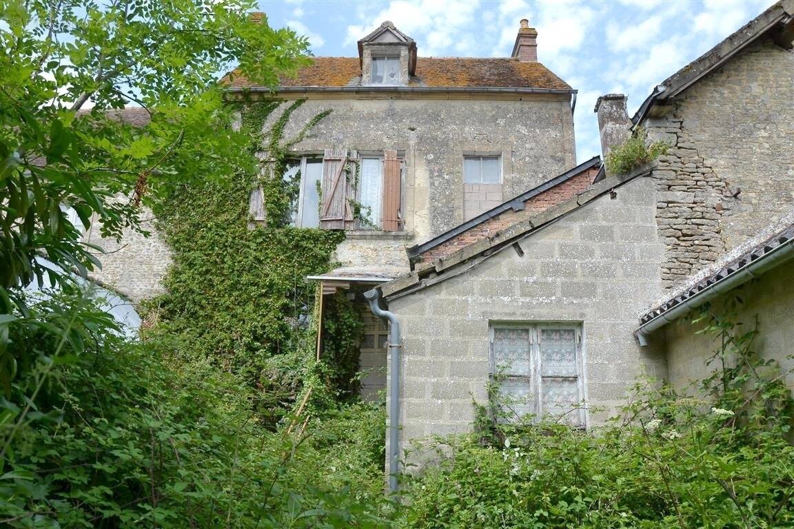 Maison à NONANT-LE-PIN