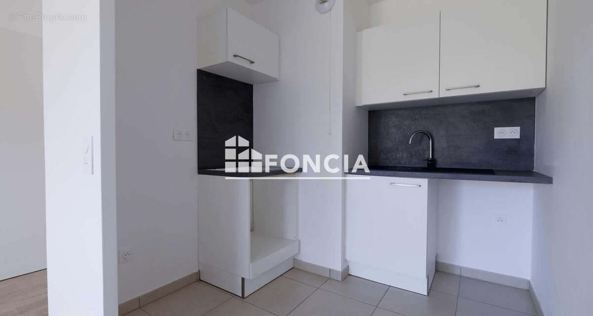 Appartement à DAMMARIE-LES-LYS