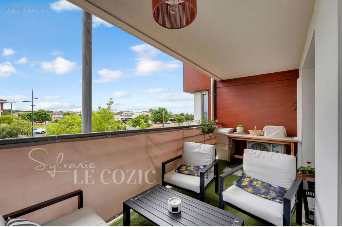 Appartement à LA SALVETAT-SAINT-GILLES