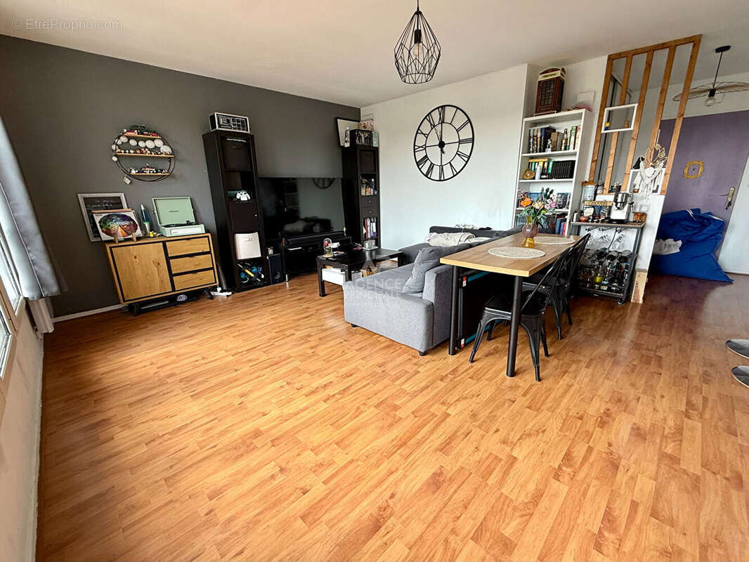 Appartement à CARRIERES-SOUS-POISSY