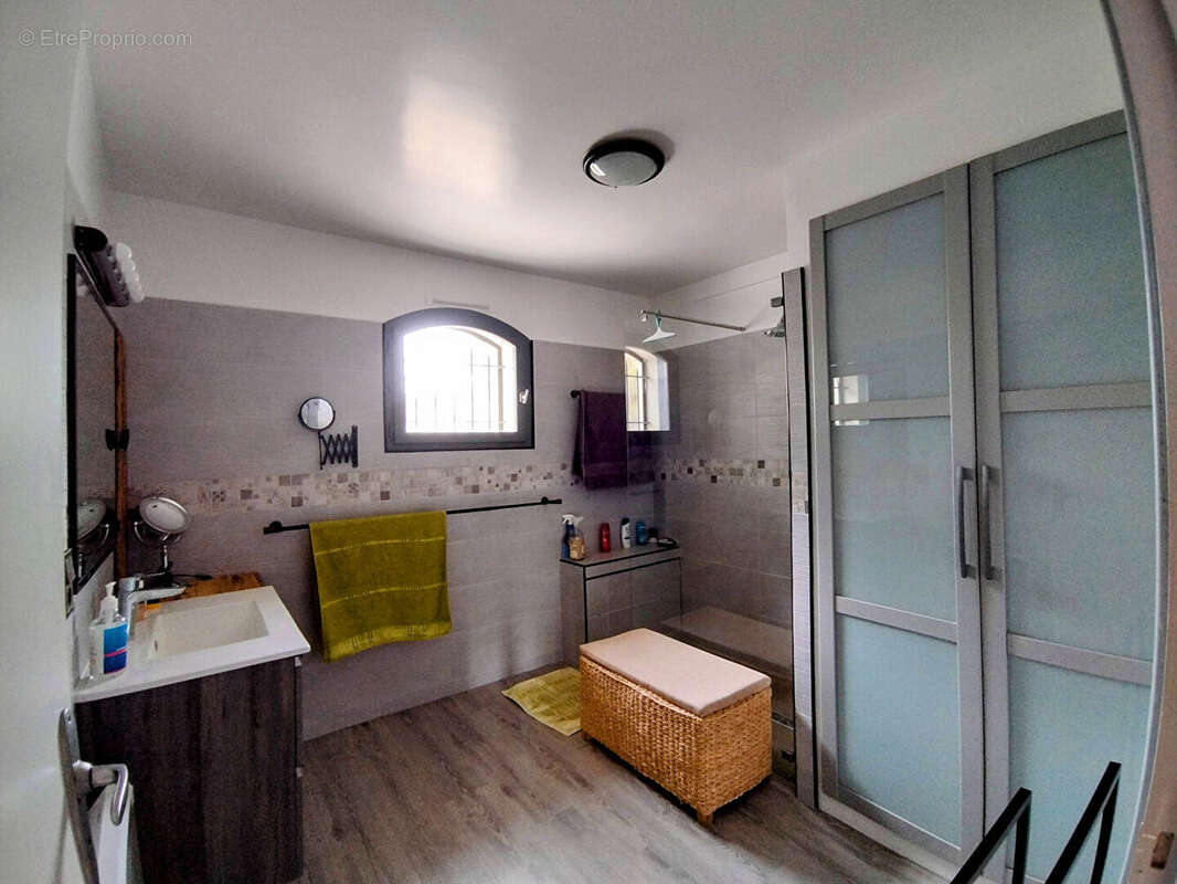 Maison à LES ANGLES