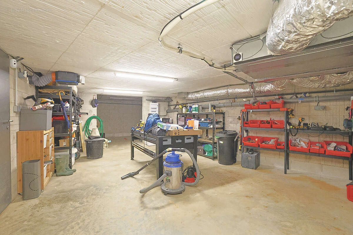 Maison à SOLLIES-VILLE