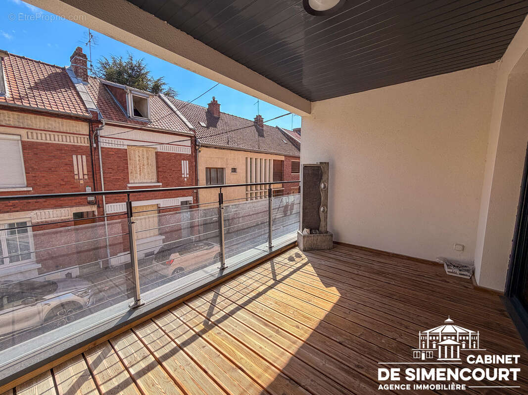 Maison 3 chambres, cour, terrasses et garage - photo 4