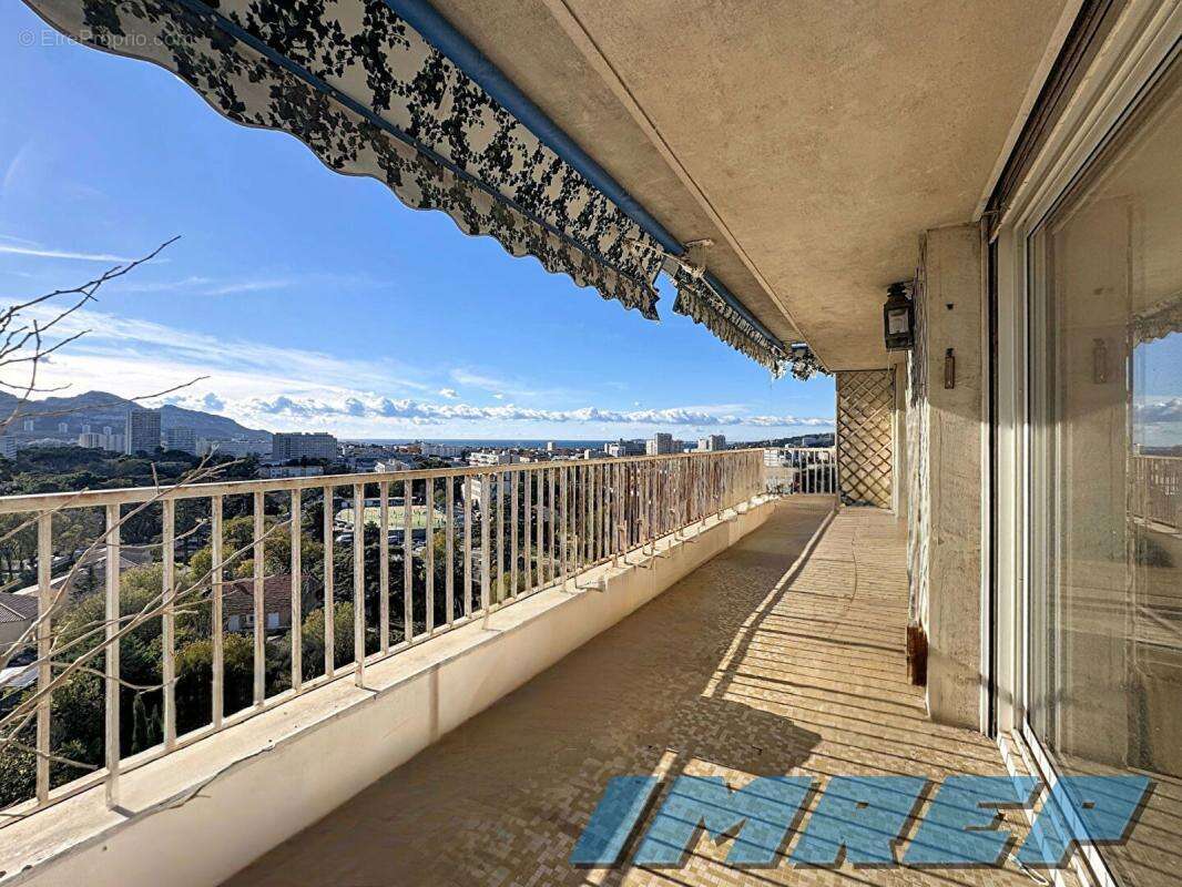 Appartement à MARSEILLE-9E