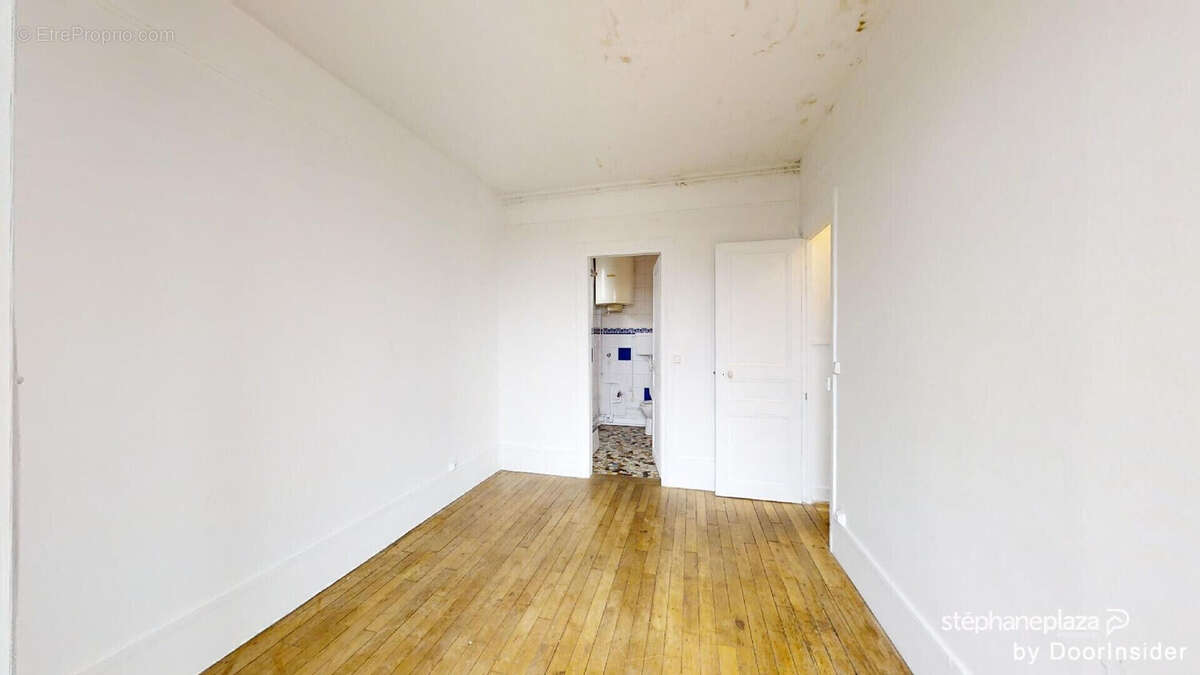 Appartement à LA GARENNE-COLOMBES