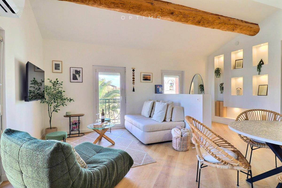 Appartement à VILLENEUVE-DE-LA-RAHO