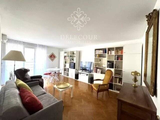 Appartement à MONTROUGE