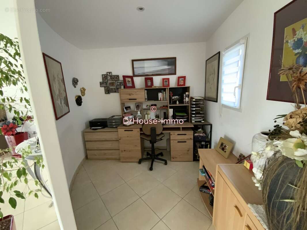 Maison 200 m² à Saint-Paul-De-Loubressac  - photo 16