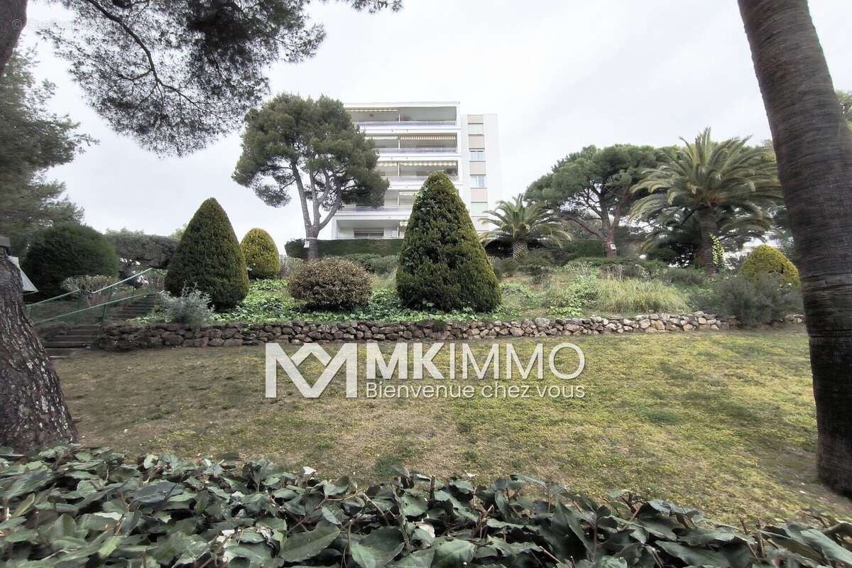 Commerce à CAGNES-SUR-MER